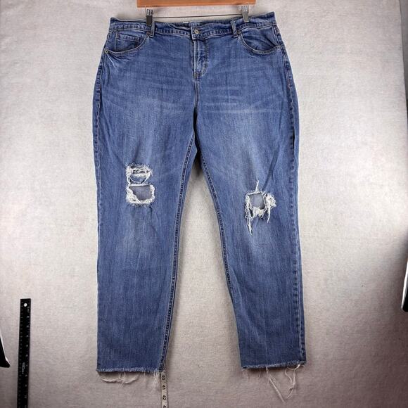 Old Navy Boyfriend Jeans Women's 18 Plus Distressed Loose Fit Raw Frayed Hem - Picture 1 of 12